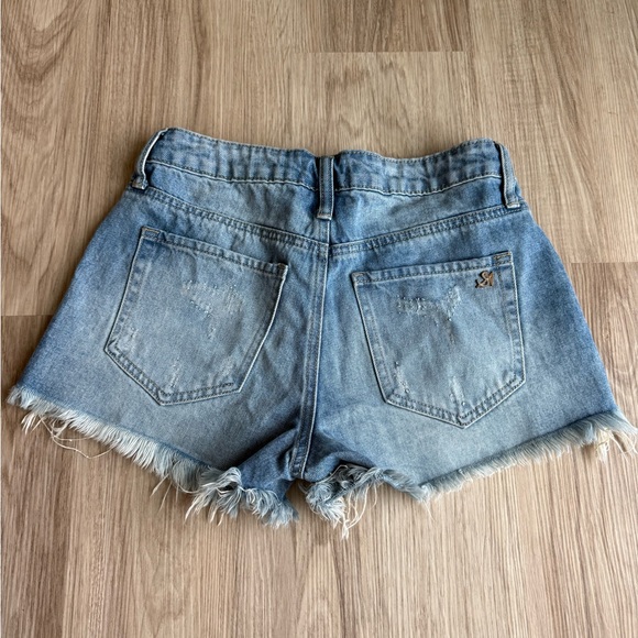 Special A Distressed Denim Cutoff Shorts Size Small - Picture 3 of 6